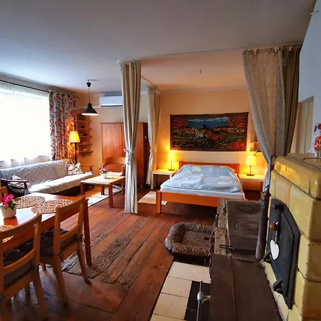 Mazurskie Klimaty - Niezalezny, Ogrodzony Z Weranda 维德米内